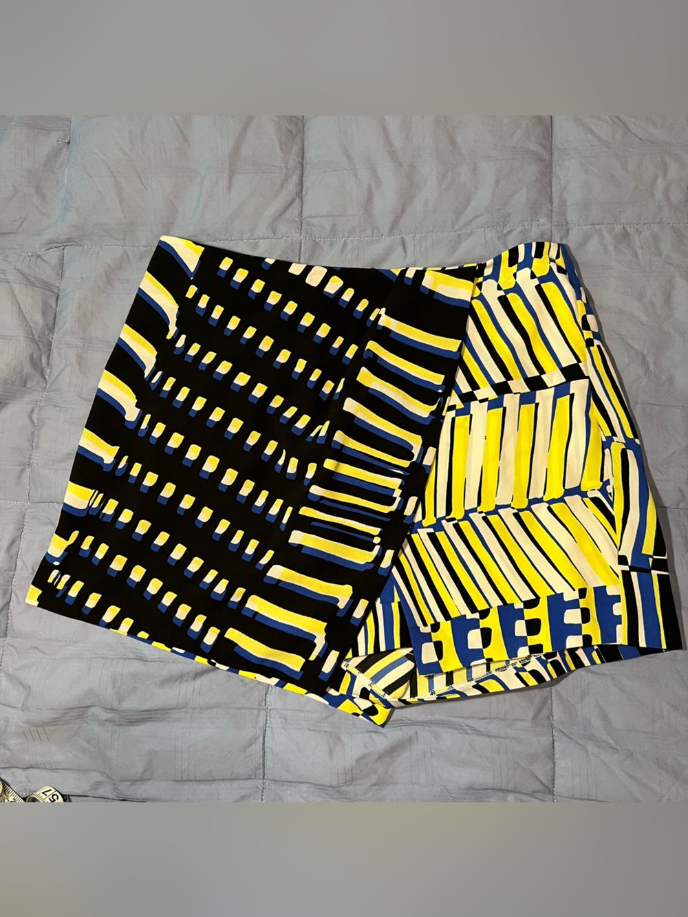bebe Yellow, Black & Blue Patterned Wrap-Front Skort